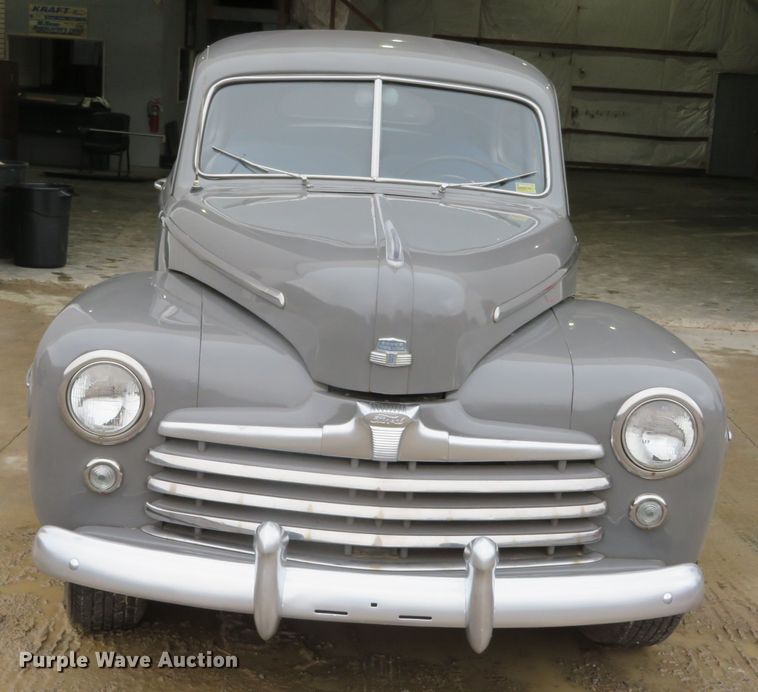 image for item DN7857 1948 Ford Super Deluxe