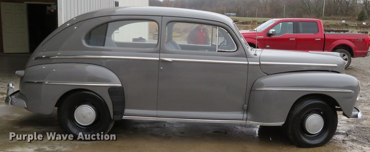 image for item DN7857 1948 Ford Super Deluxe