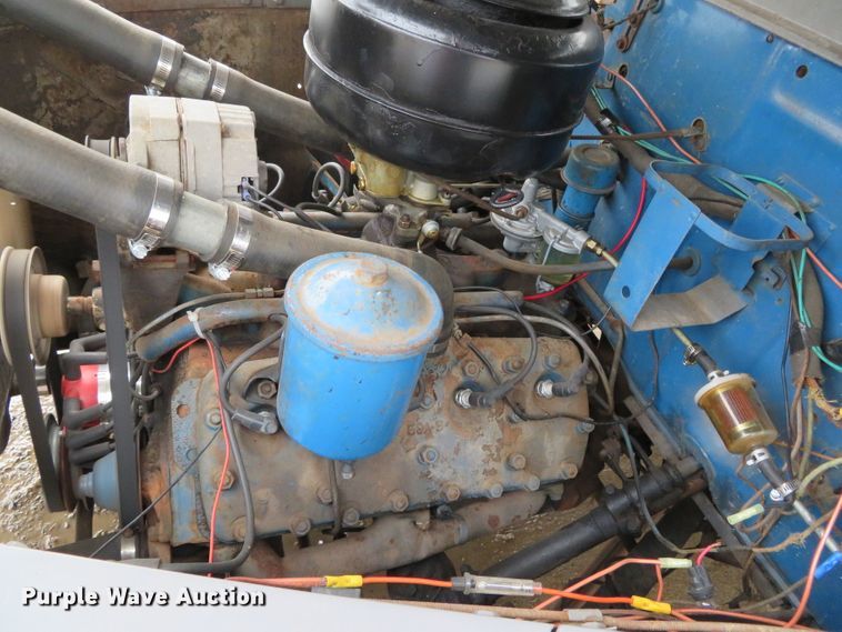 image for item DN7857 1948 Ford Super Deluxe