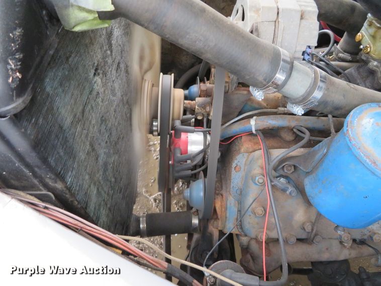 image for item DN7857 1948 Ford Super Deluxe