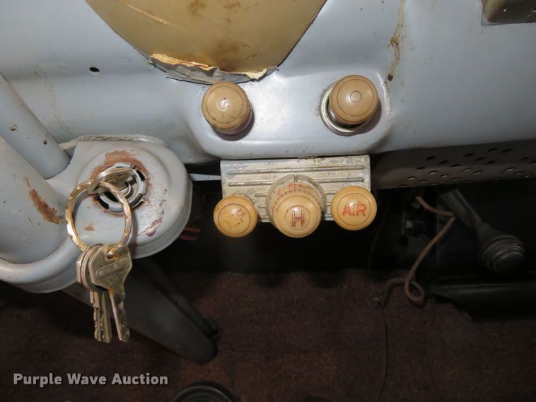 image for item DN7857 1948 Ford Super Deluxe