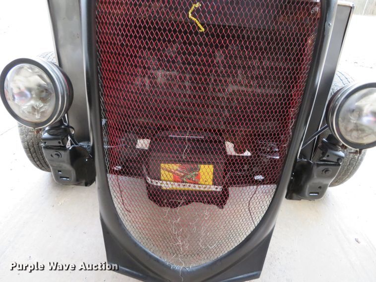 image for item DN7858 1990 Chevrolet S10  with 1926 Ford truck body