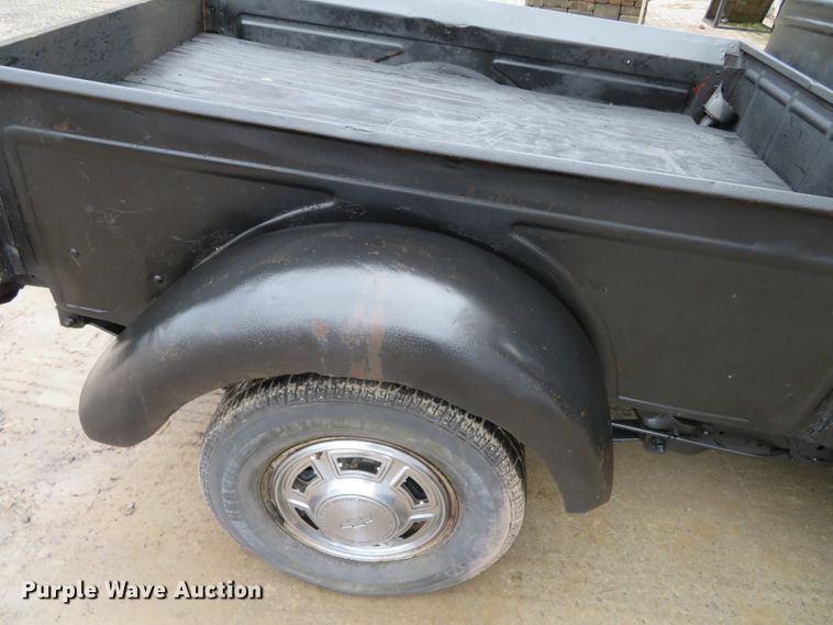 image for item DN7858 1990 Chevrolet S10  with 1926 Ford truck body