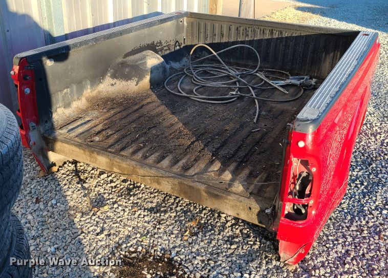 image for item FW9743 Pickup truck bed