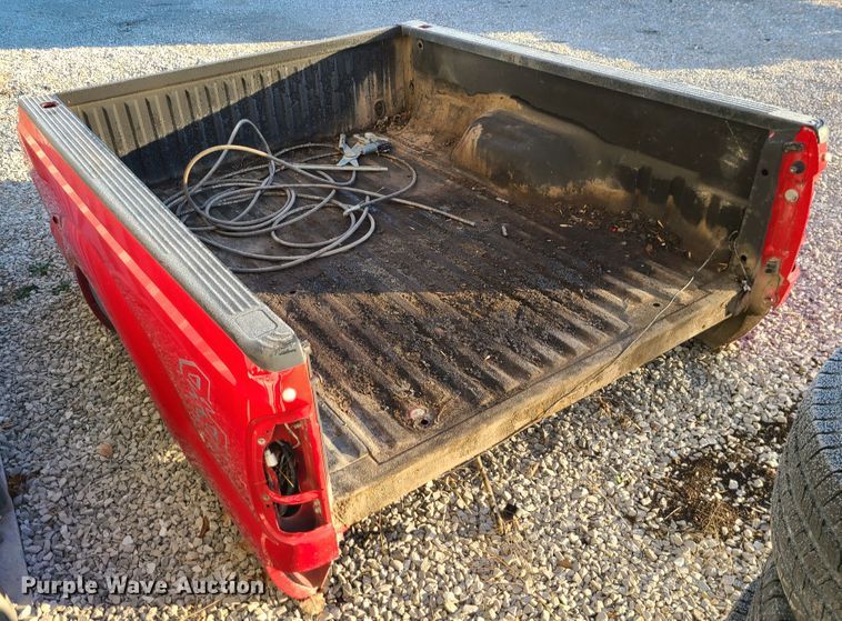 image for item FW9743 Pickup truck bed