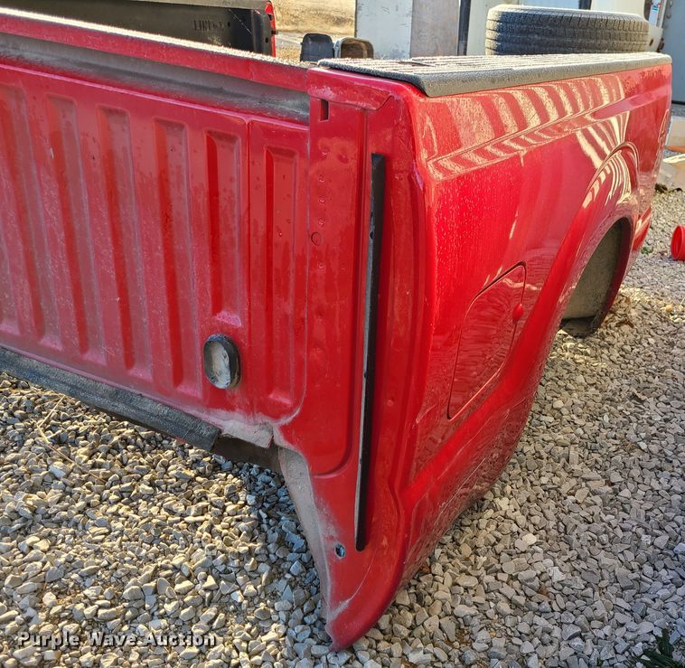 image for item FW9743 Pickup truck bed