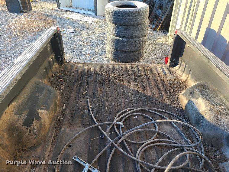 image for item FW9743 Pickup truck bed