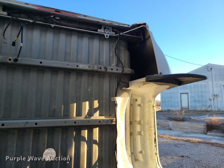 image for item FW9744 Pickup truck bed