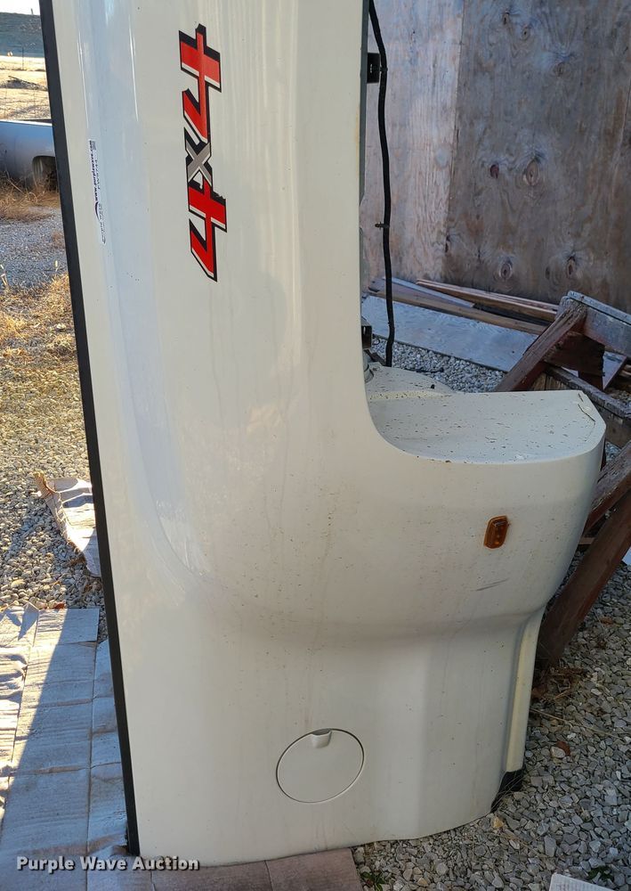 image for item FW9744 Pickup truck bed