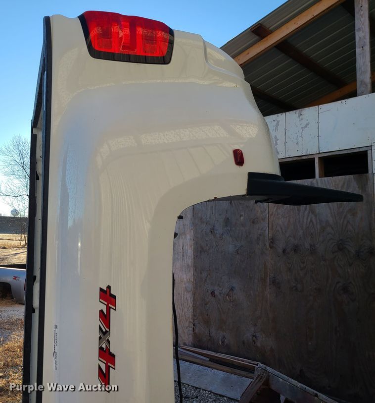 image for item FW9744 Pickup truck bed