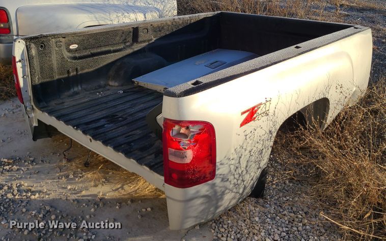 image for item FW9746 Pickup truck bed