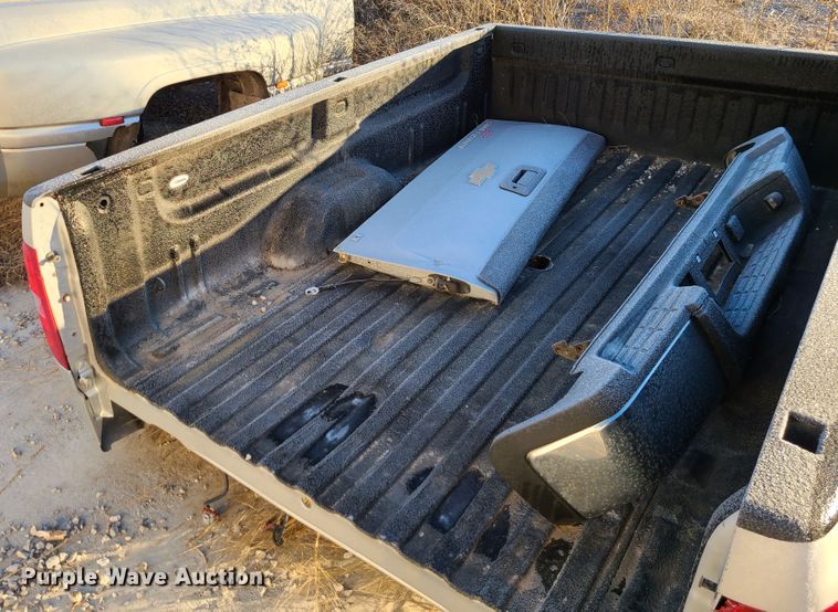 image for item FW9746 Pickup truck bed