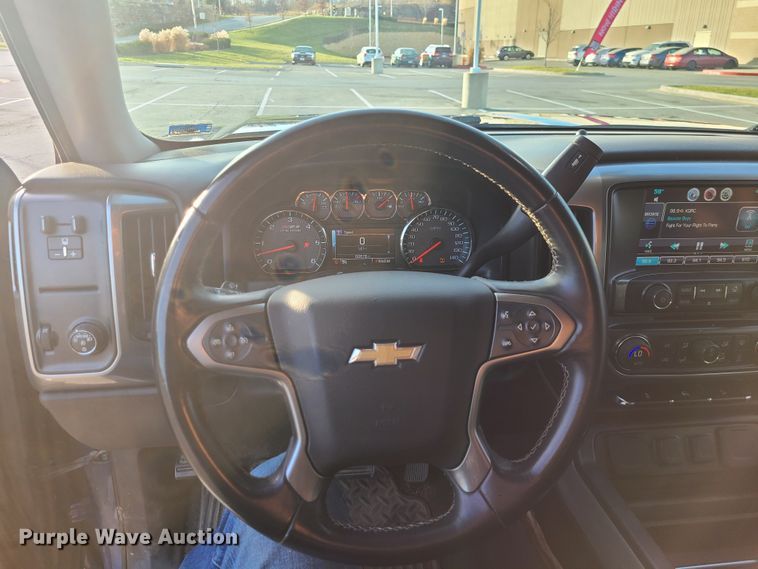 image for item GB9135 2014 Chevrolet Silverado 1500  Crew Cab pickup truck