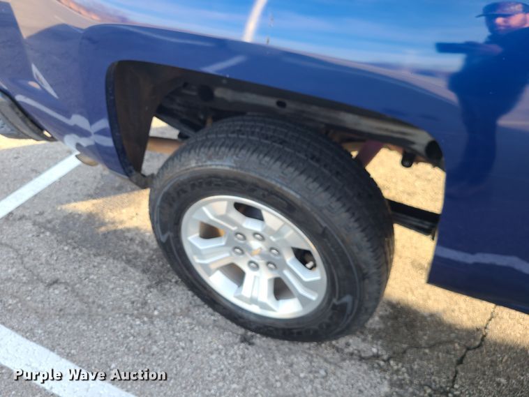 image for item GB9135 2014 Chevrolet Silverado 1500  Crew Cab pickup truck