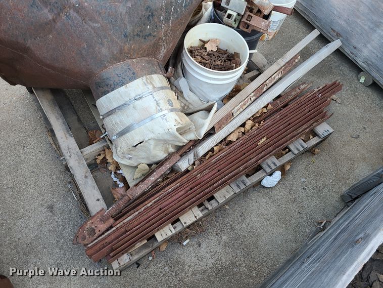 image for item GB9156 Gar-Bro  concrete bucket