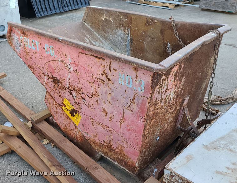 image for item GB9159 Dump cart