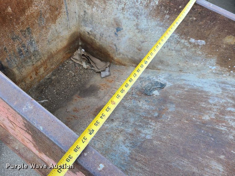 image for item GB9159 Dump cart