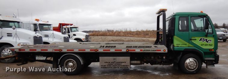 image for item HR9051 2010 Nissan 2300LP  rollback truck