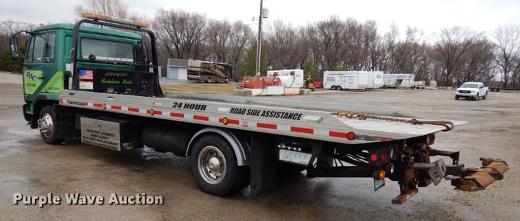 image for item HR9051 2010 Nissan 2300LP  rollback truck