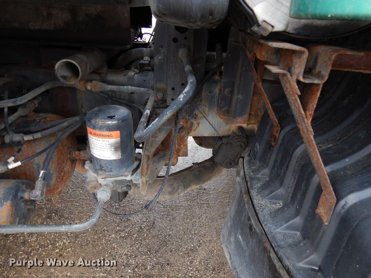 image for item HR9051 2010 Nissan 2300LP  rollback truck