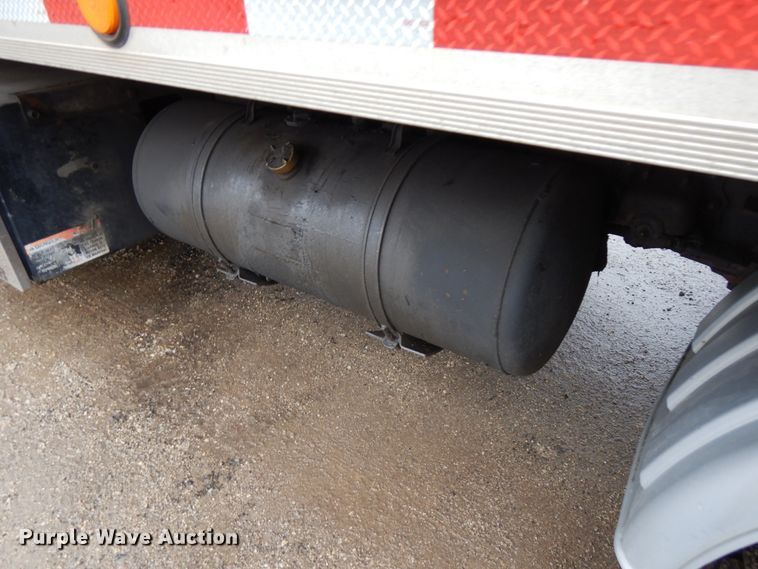 image for item HR9051 2010 Nissan 2300LP  rollback truck