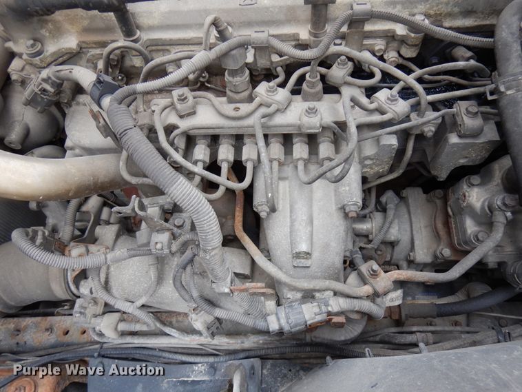 image for item HR9051 2010 Nissan 2300LP  rollback truck