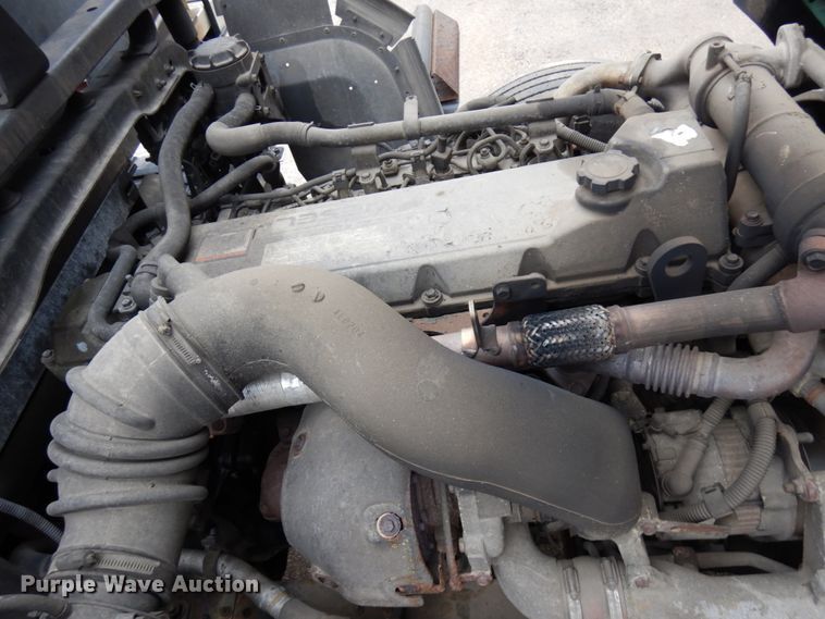 image for item HR9051 2010 Nissan 2300LP  rollback truck