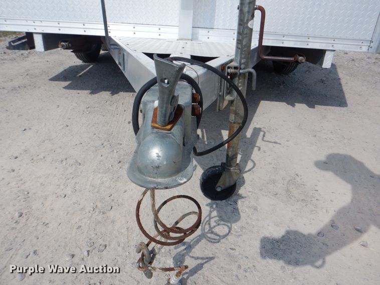 image for item HT9419 2001 Coachcraft  fiber optic trailer