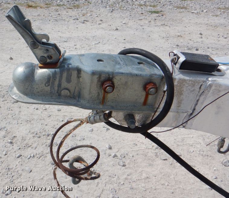 image for item HT9419 2001 Coachcraft  fiber optic trailer