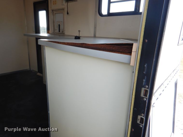 image for item HT9419 2001 Coachcraft  fiber optic trailer