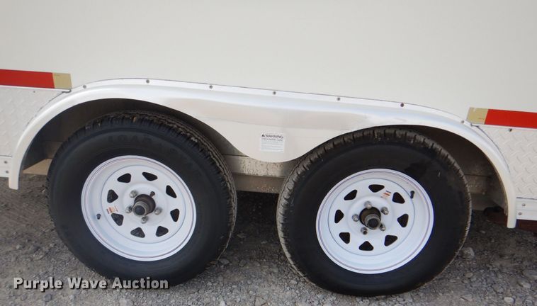 image for item HT9419 2001 Coachcraft  fiber optic trailer