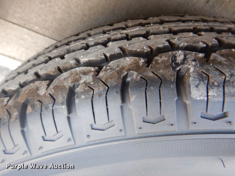 image for item HT9419 2001 Coachcraft  fiber optic trailer