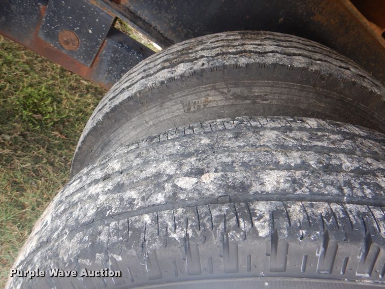 image for item HT9455 2002 Apache  equipment trailer