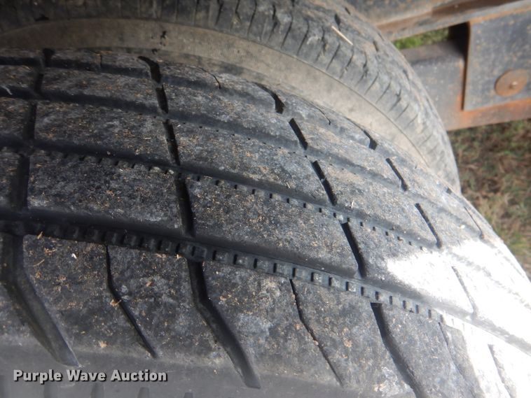 image for item HT9455 2002 Apache  equipment trailer