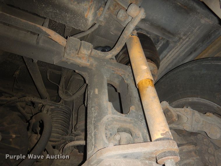 image for item HU9364 2001 MCI E4500  coach bus