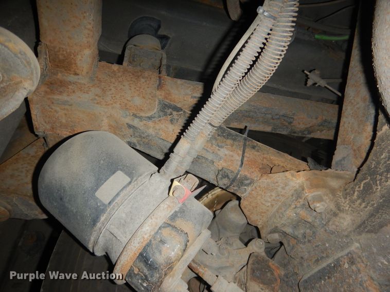 image for item HU9364 2001 MCI E4500  coach bus