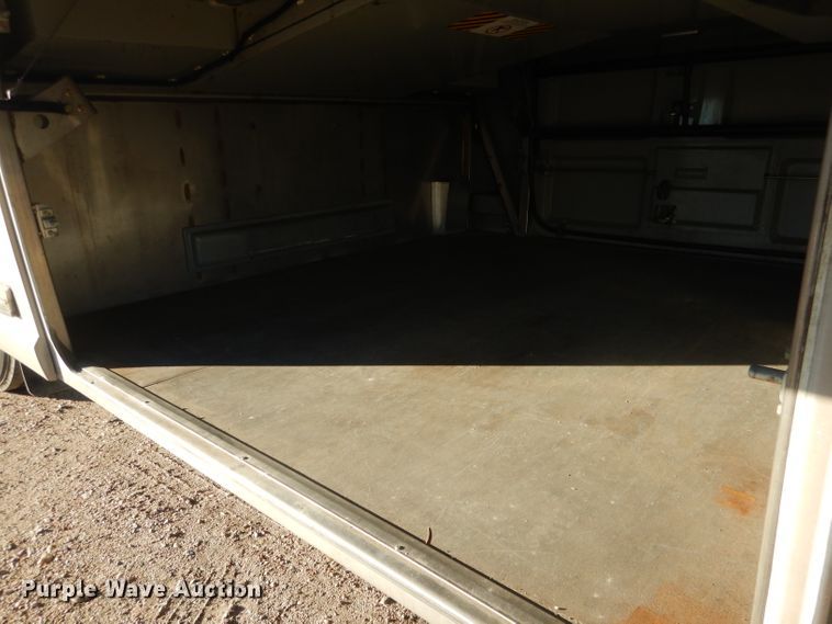 image for item HU9364 2001 MCI E4500  coach bus