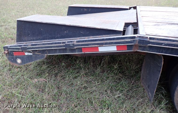 image for item IC9587 2005 Trailer Supply Center  equipment trailer