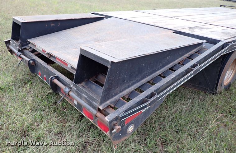 image for item IC9587 2005 Trailer Supply Center  equipment trailer