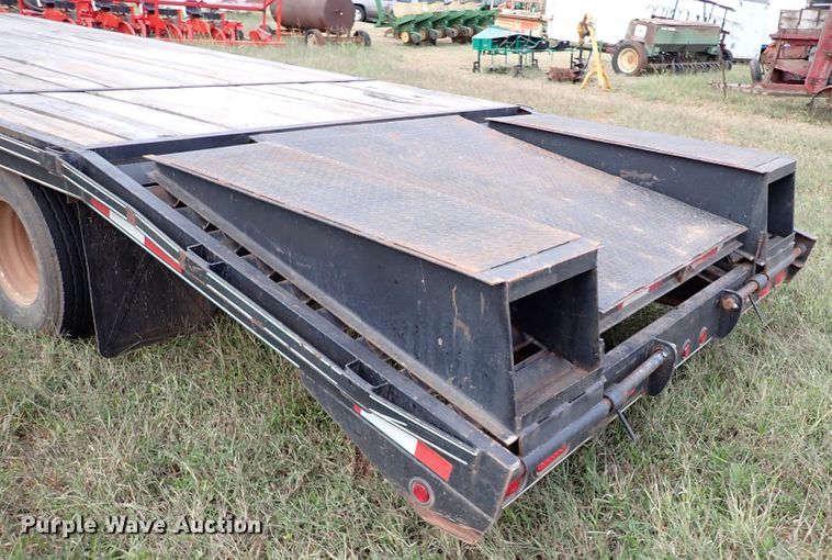 image for item IC9587 2005 Trailer Supply Center  equipment trailer