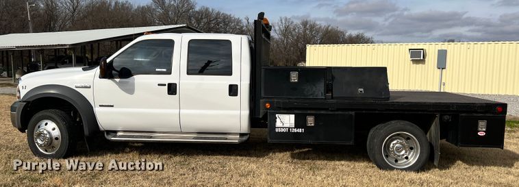 image for item ID9623 2005 Ford F550 Super Duty XLT  Crew Cab flatbed truck