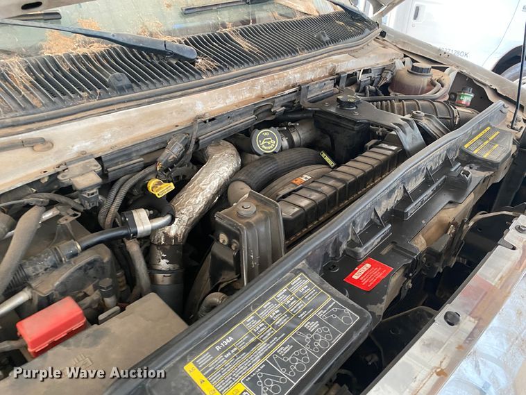 image for item IG9276 2009 Ford E450  shuttle bus