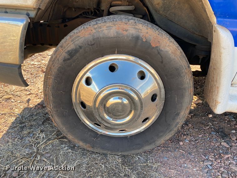 image for item IG9276 2009 Ford E450  shuttle bus