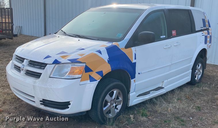 image for item IG9277 2010 Dodge Grand Caravan SE  handicap accessible van