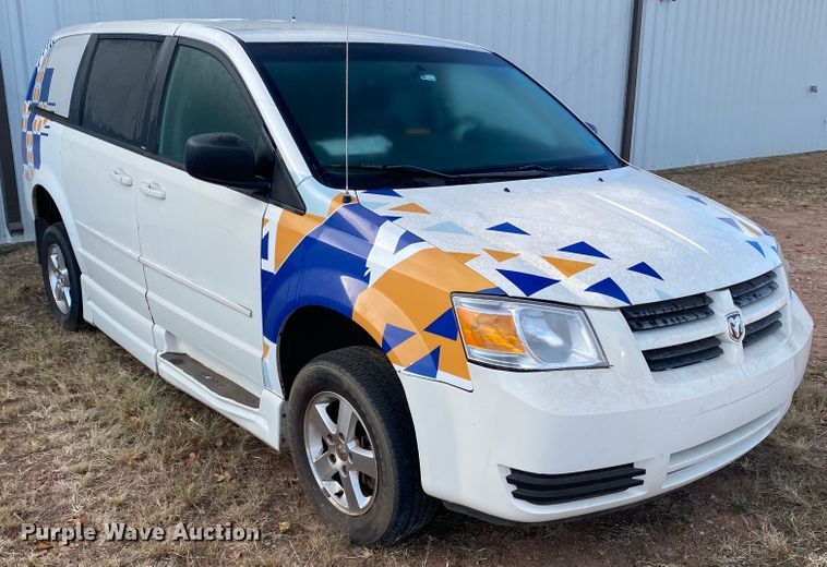 image for item IG9277 2010 Dodge Grand Caravan SE  handicap accessible van