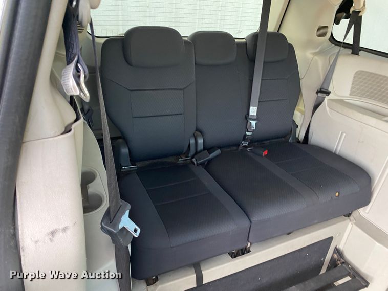 image for item IG9277 2010 Dodge Grand Caravan SE  handicap accessible van