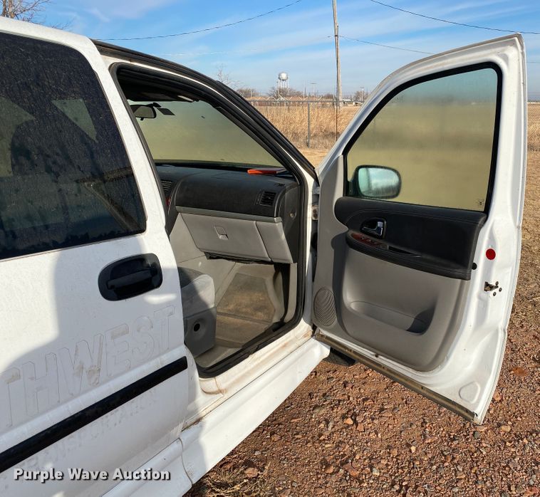 image for item IG9278 2008 Chevrolet Uplander  handicap accessible van