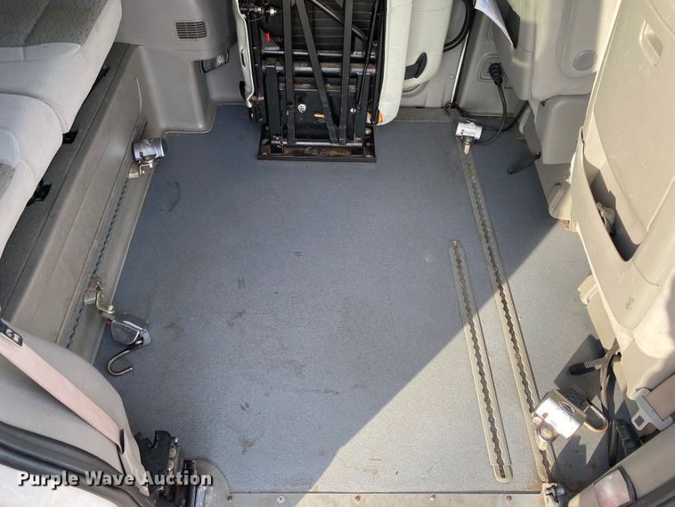 image for item IG9278 2008 Chevrolet Uplander  handicap accessible van