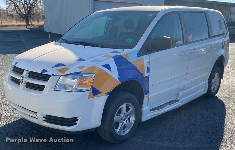 image for item IG9279 2010 Dodge Grand Caravan SE  handicap accessible van