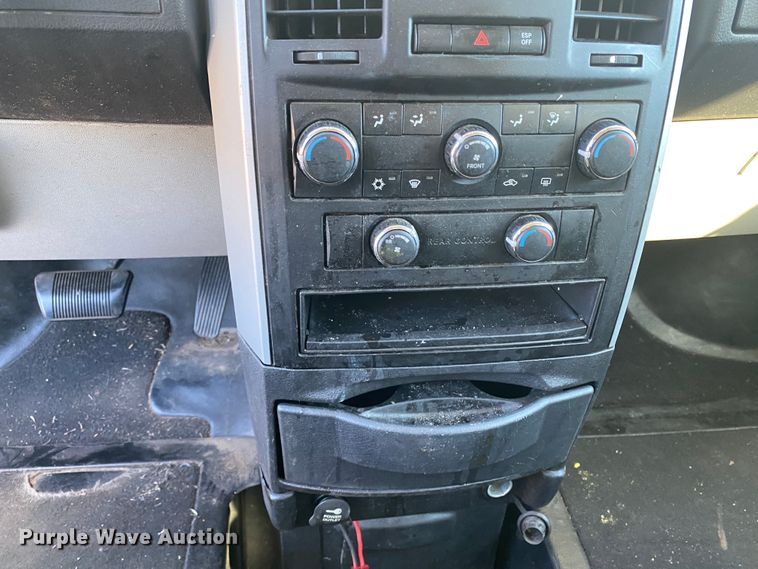 image for item IG9279 2010 Dodge Grand Caravan SE  handicap accessible van